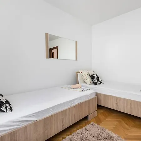 Nena Apartmán *