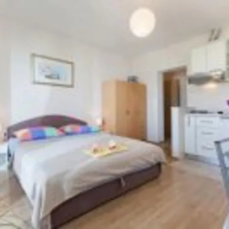 Nena Apartment *